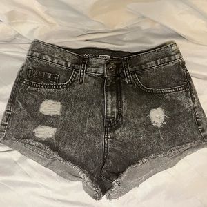 Black Vans high waisted jeans shorts with checkerboard pocket